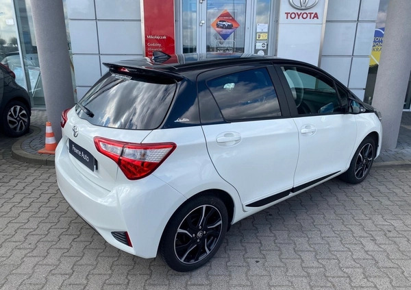 Toyota Yaris cena 61500 przebieg: 50854, rok produkcji 2018 z Kudowa-Zdrój małe 191